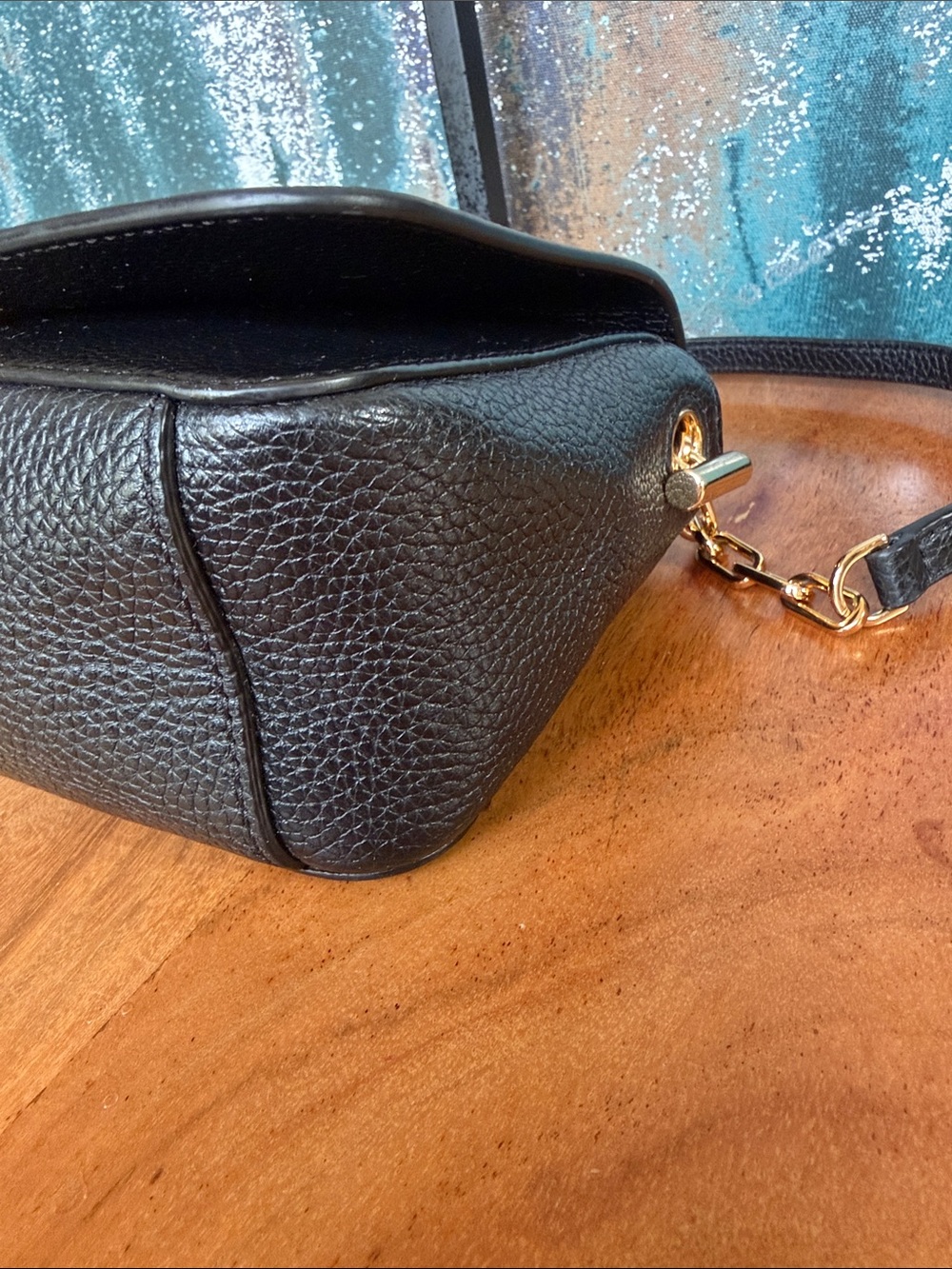 Tory Burch Quiet Luxury 2010’s Thea Pebbled Leather Flap Crossbody Black EUC - Picture 8 of 14